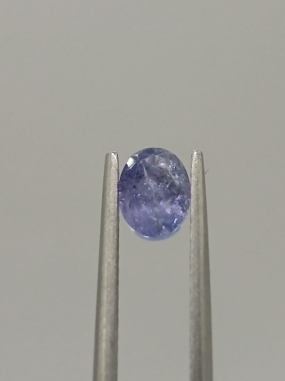 Tanzanita ovalada de 0.91ct