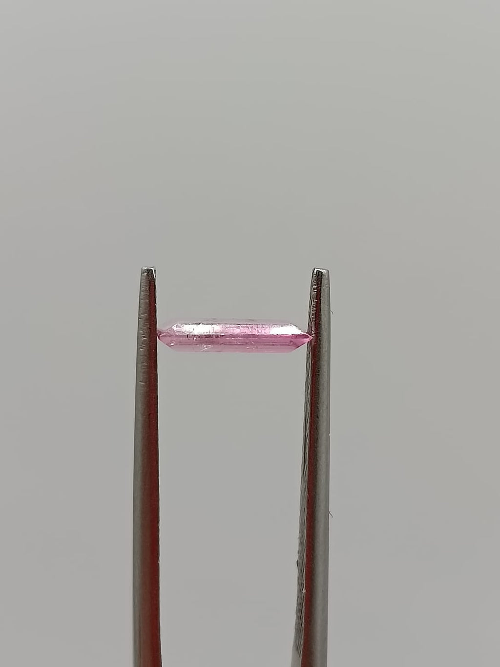 Turmalina rosa rectangular de 0.52ct