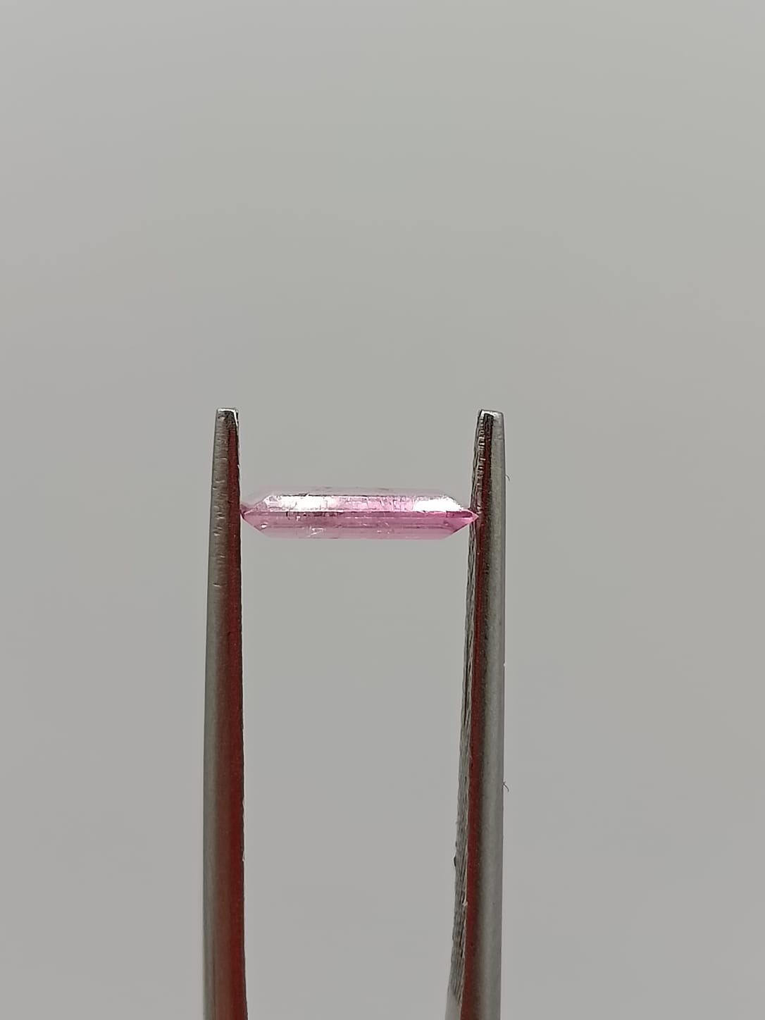 Turmalina rosa rectangular de 0.52ct