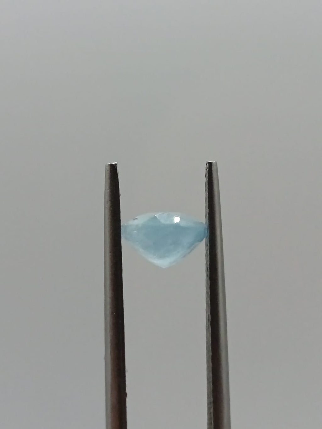Aguamarina ovalada de 1.23ct