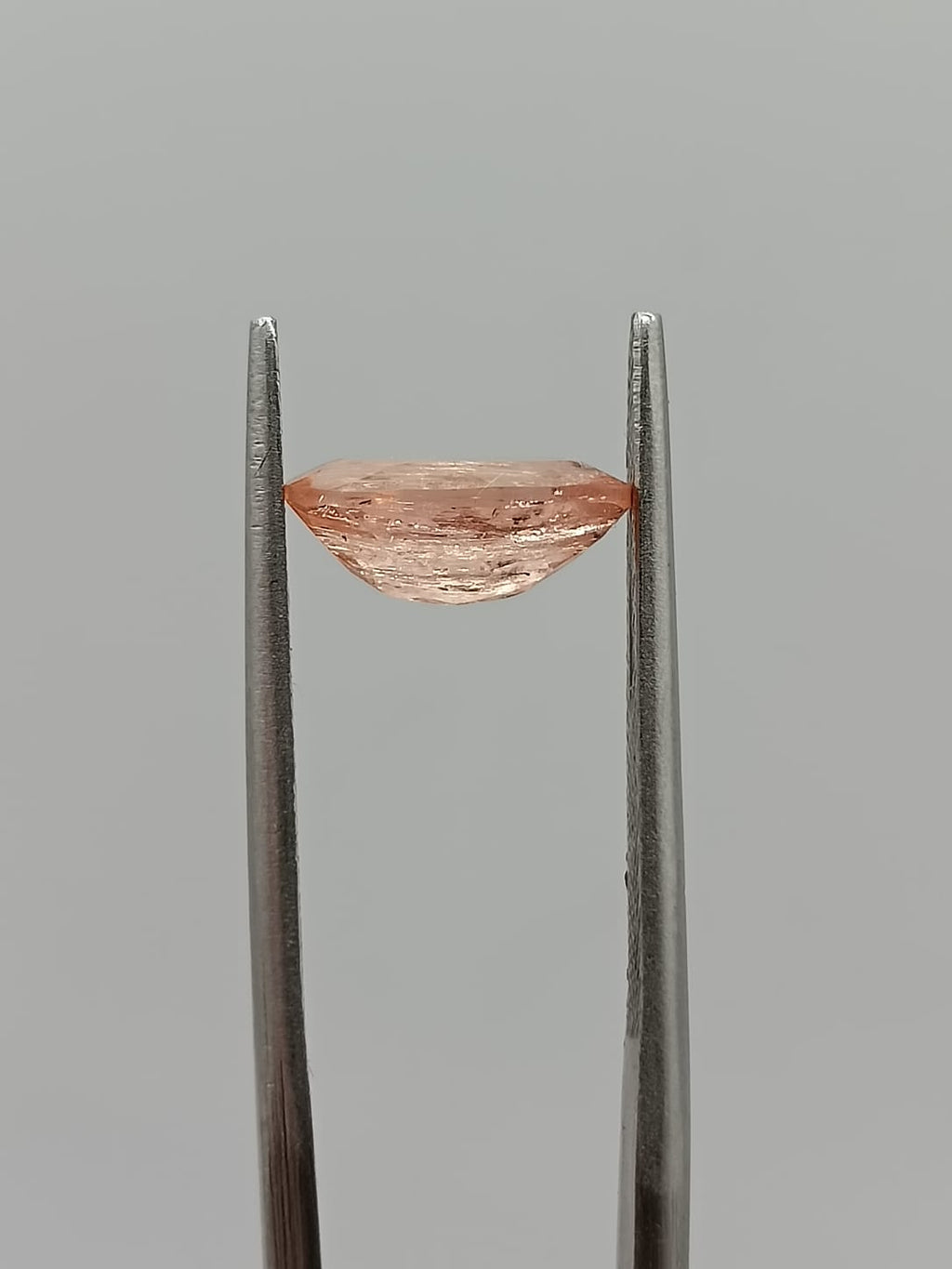 Topacio imperial ovalado de 2.01ct