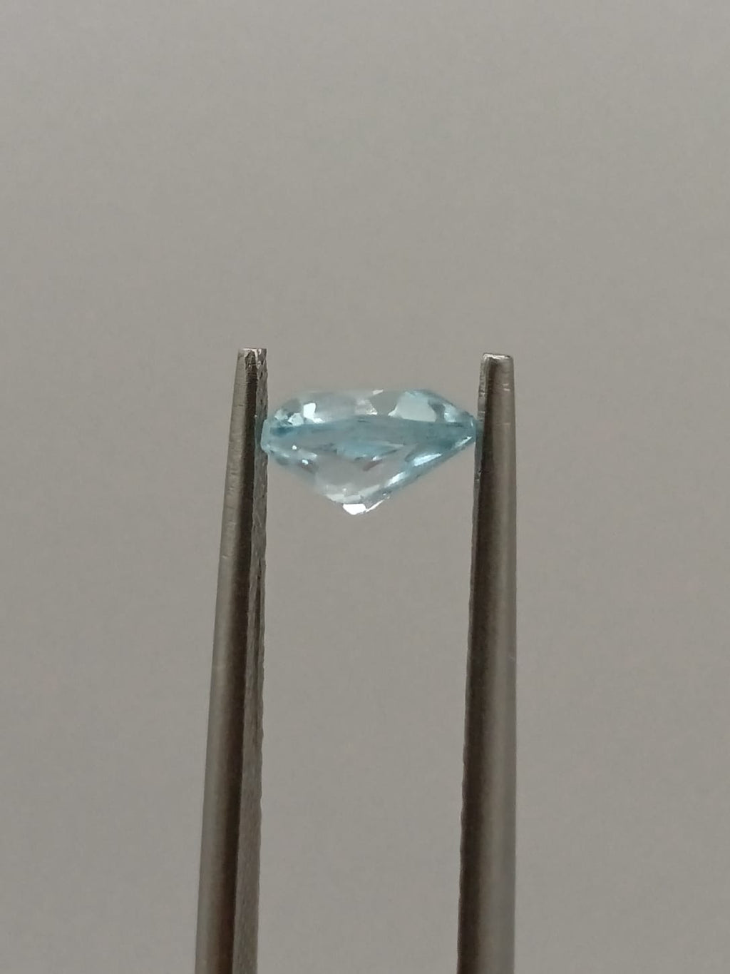 Aguamarina forma de corazón de 0.94ct