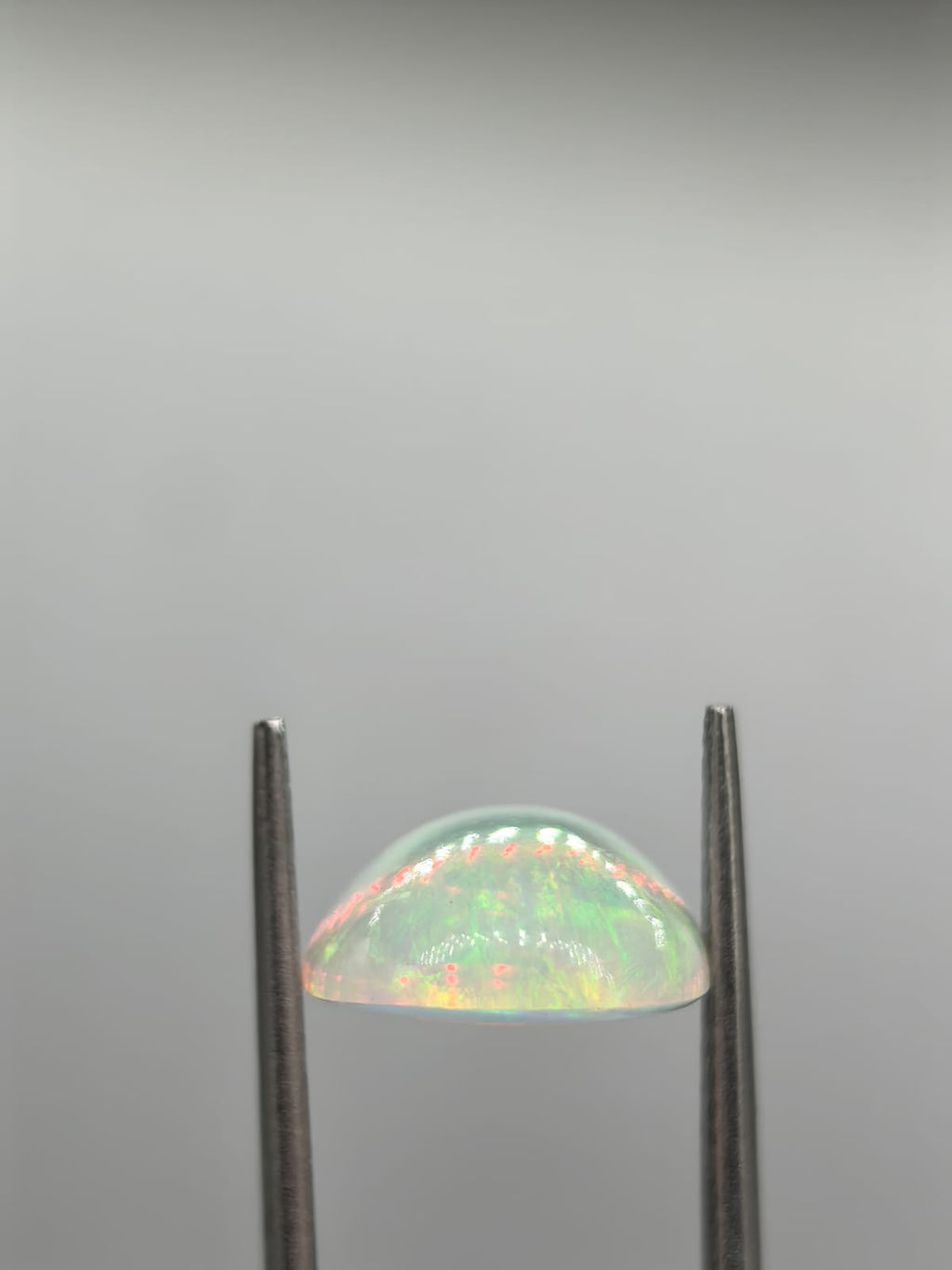 Ópalo ovalado de 5.77ct