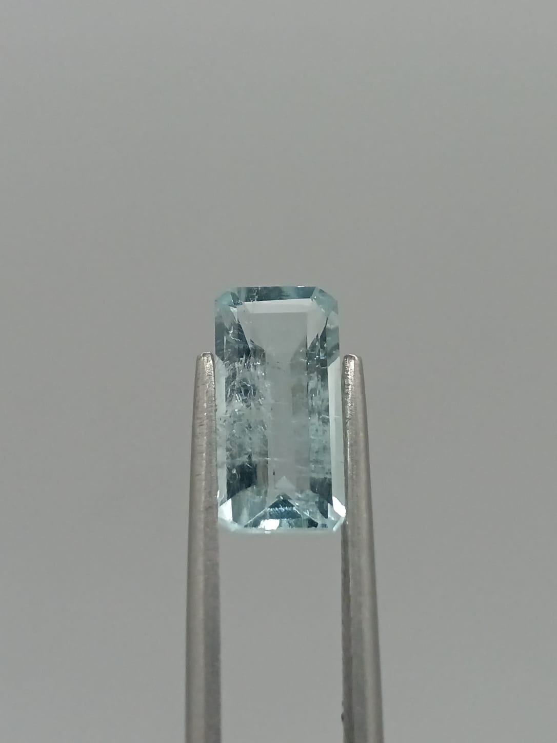 Aguamarina rectangular de 2.23ct