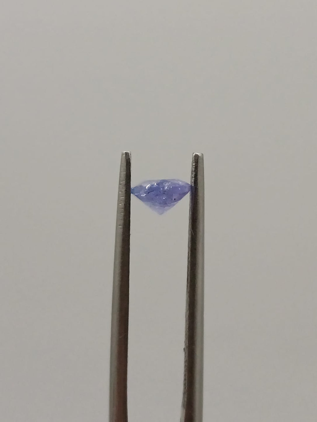 Tanzanita ovalada de 0.73ct
