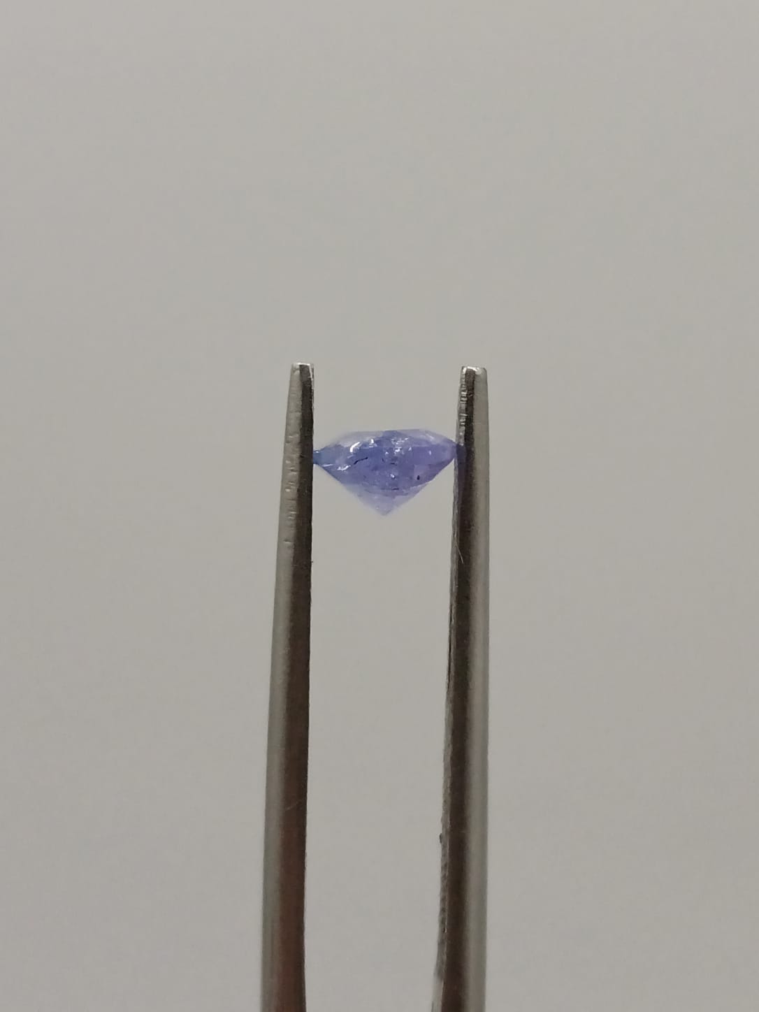 Tanzanita ovalada de 0.73ct