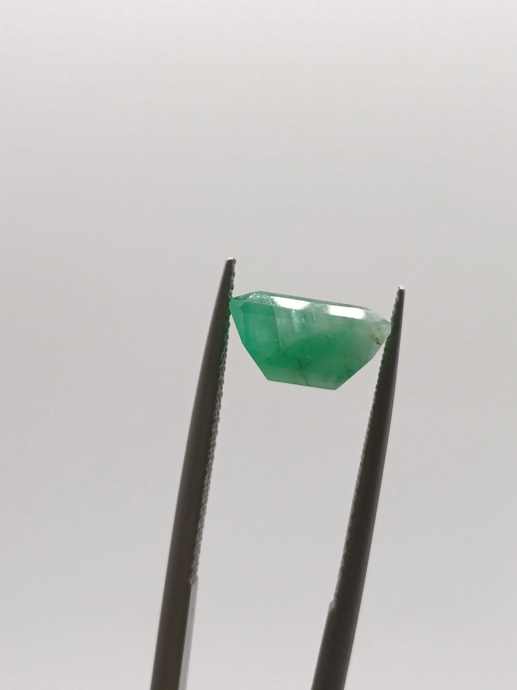 Esmeralda brasileña rectangular de 2.98ct