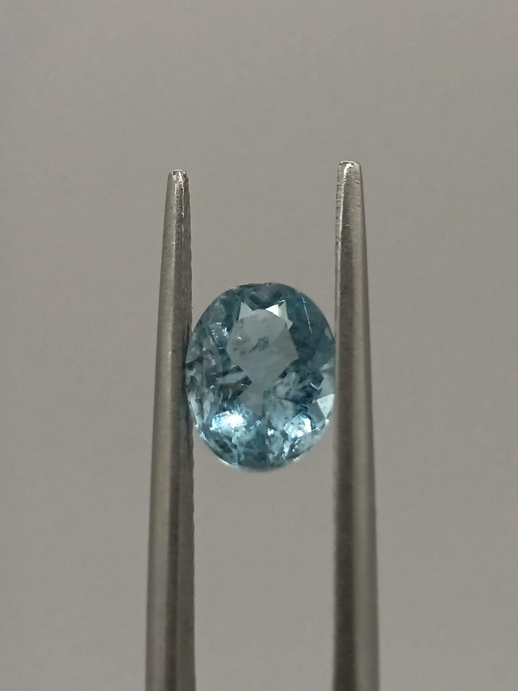 Aguamarina ovalada de 1.08ct