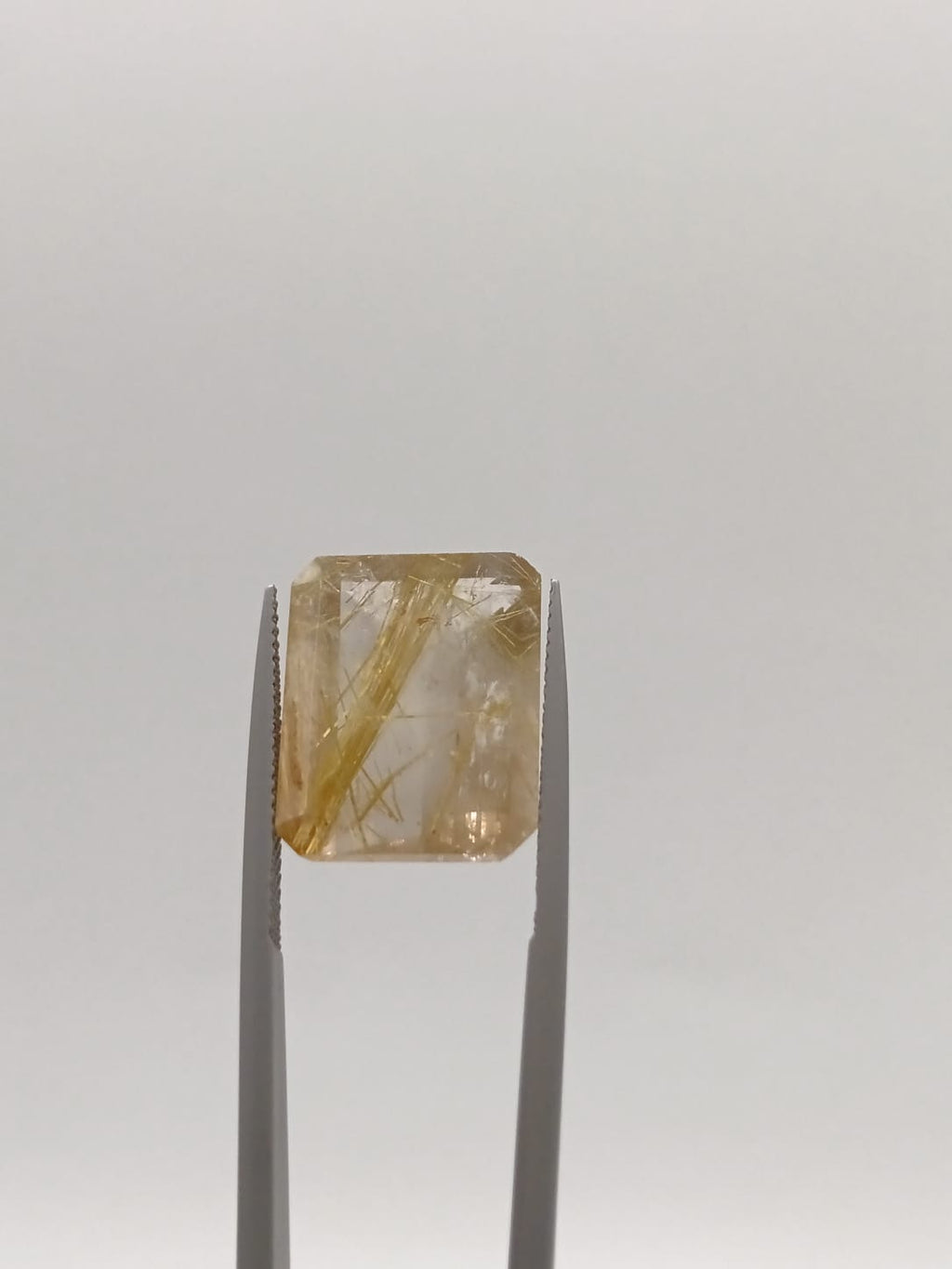 Cuarzo rutilado rectangular de 16.05