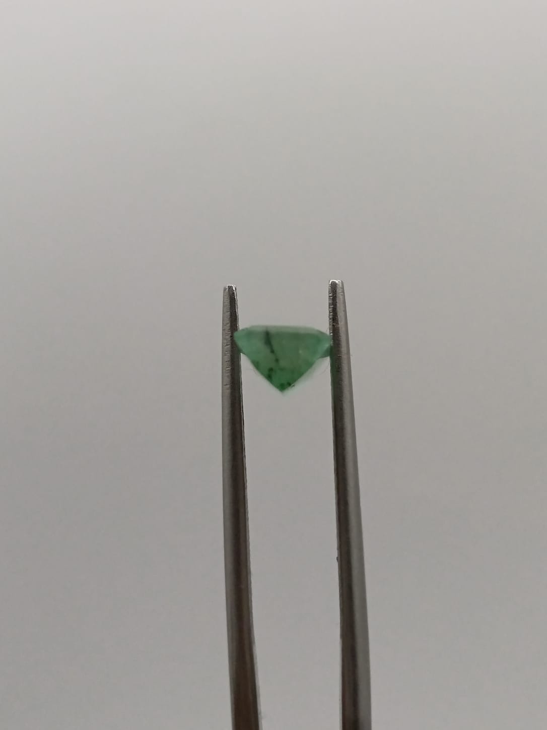 Esmeralda brasileña rectangular de 1.12ct