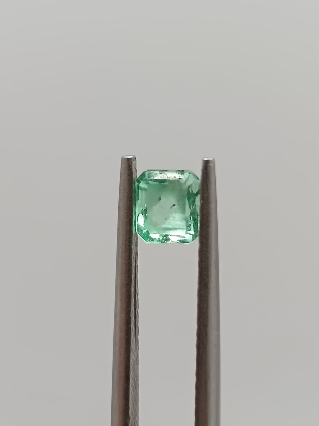 Esmeralda colombiana rectangular de 0.45ct