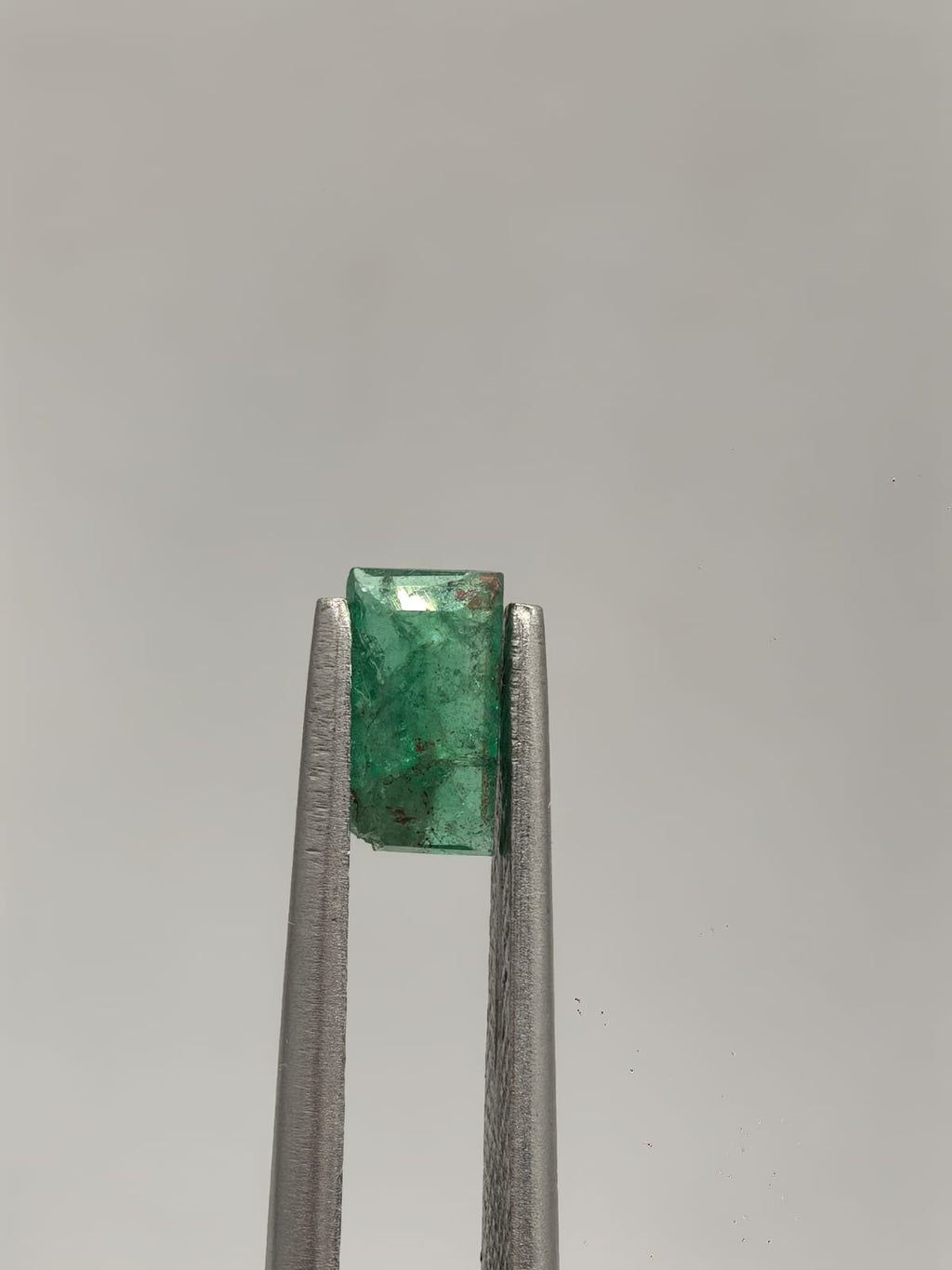 Esmeralda colombiana rectangular de 0.52ct