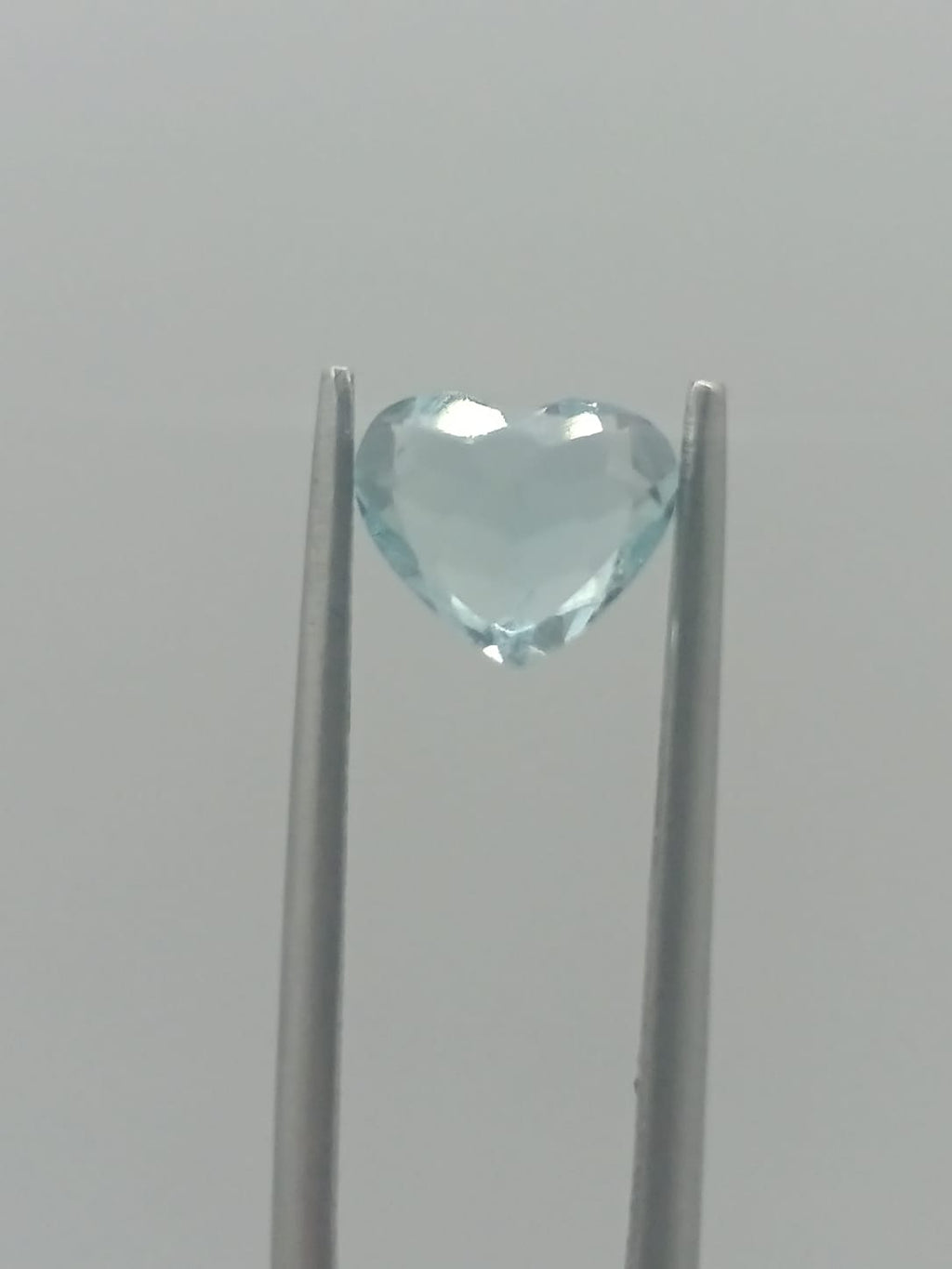 Aguamarina forma de corazón de 1.09ct