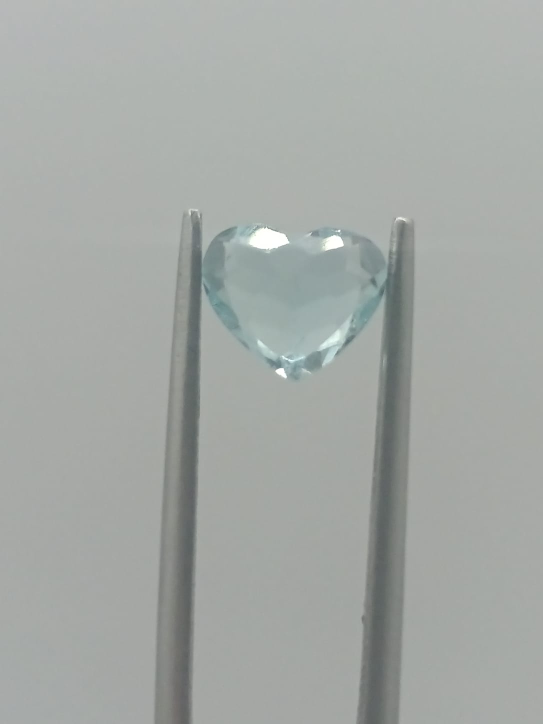 Aguamarina forma de corazón de 1.09ct