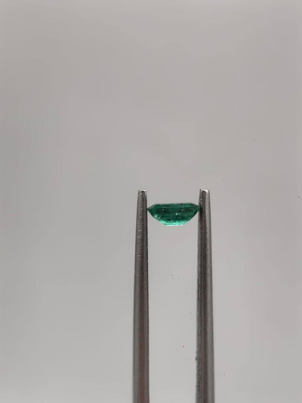 Esmeralda colombiana rectangular de 0.24ct