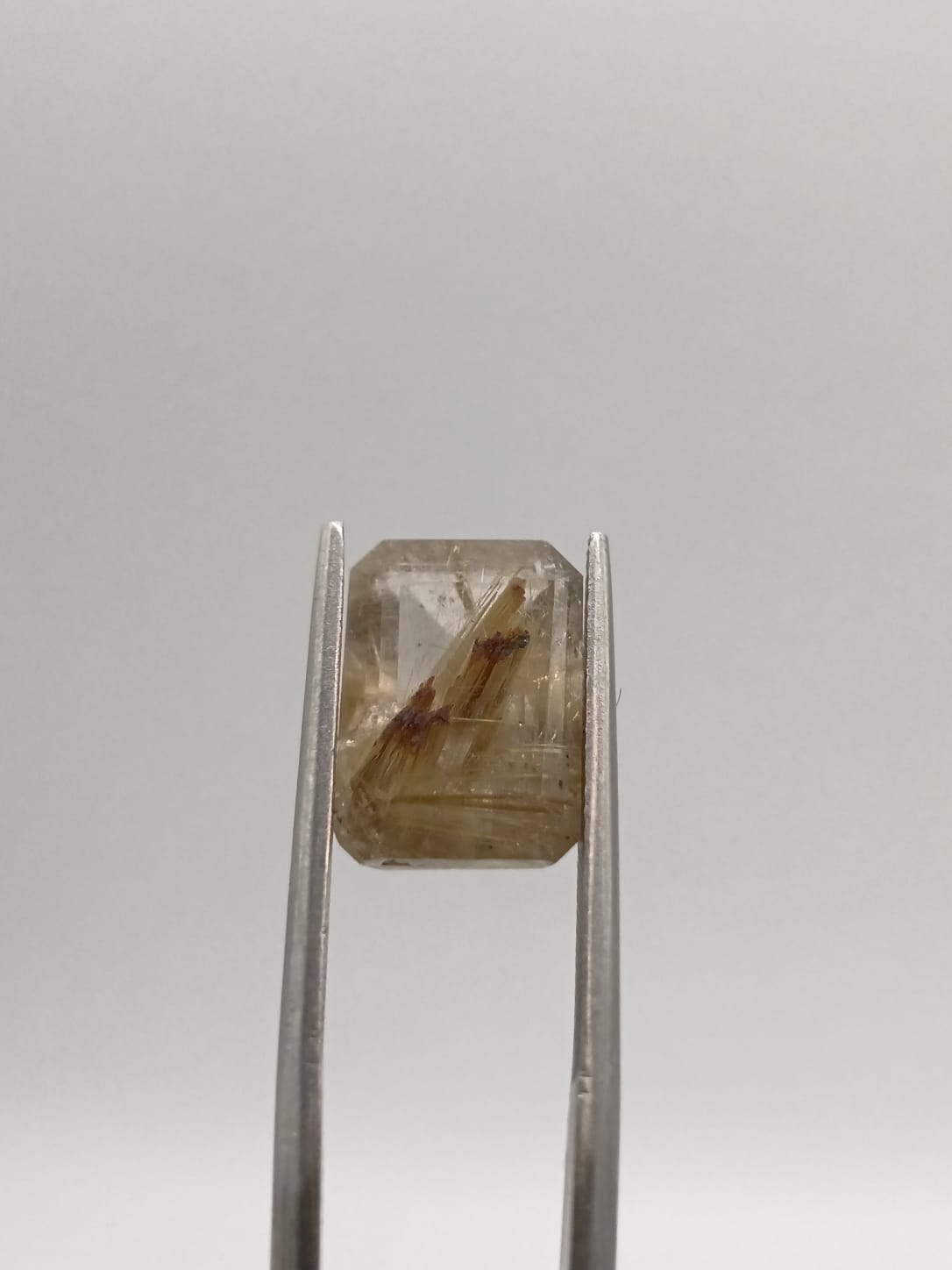 Cuarzo rutilado rectangular de 5.99ct