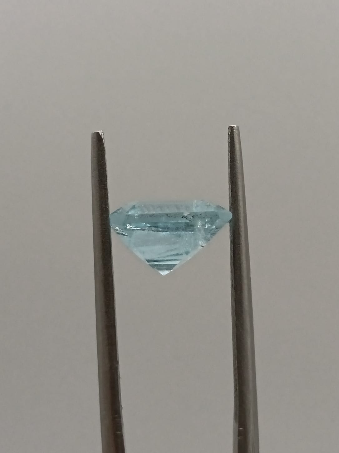 Aguamarina cuadrada de 2.76ct