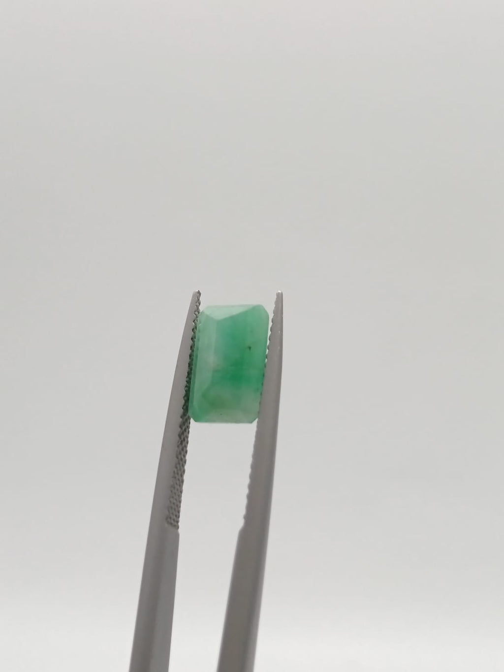 Esmeralda brasileña rectangular de 2.47ct