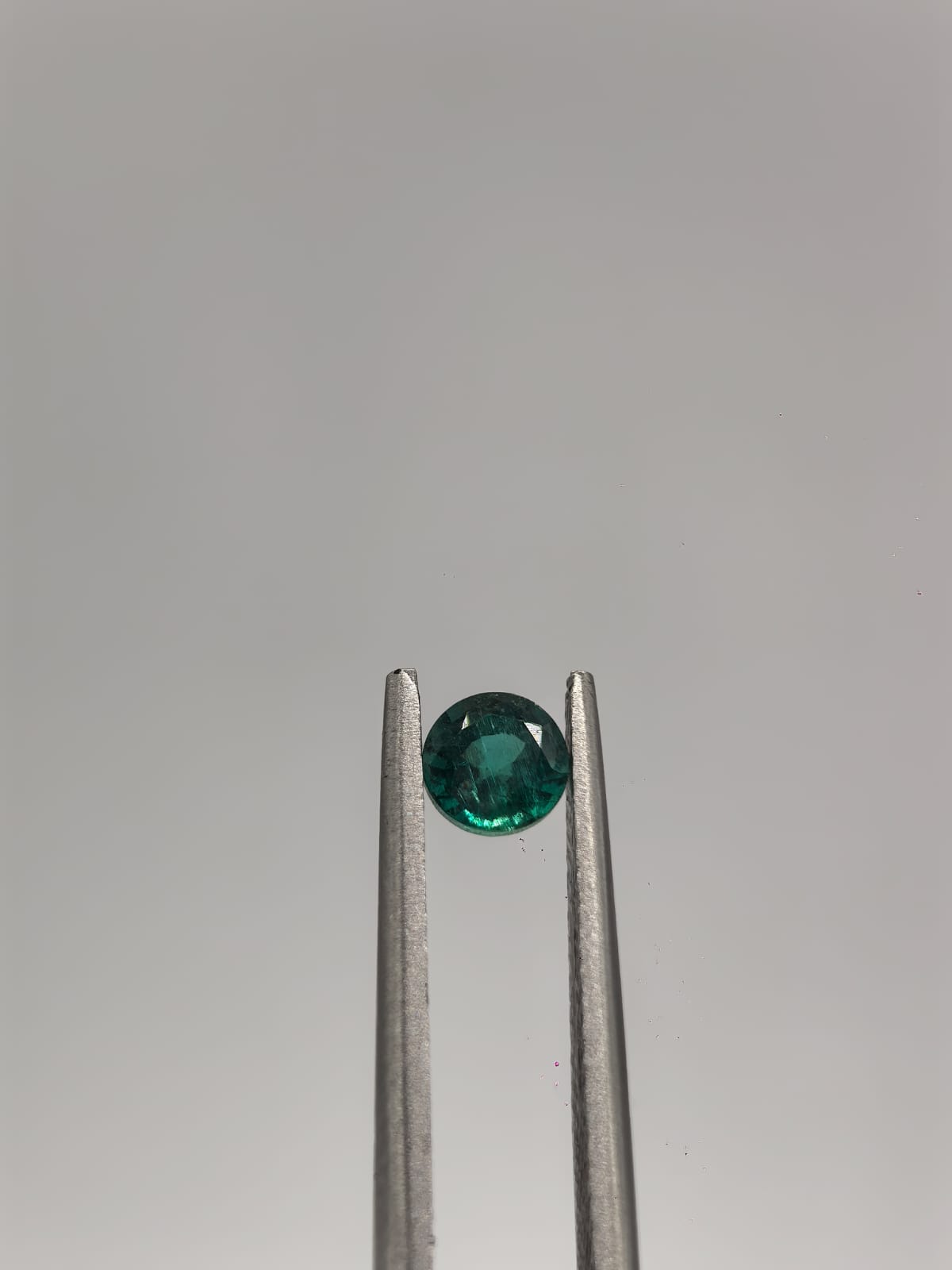 Esmeralda colombiana circular de 0.29ct