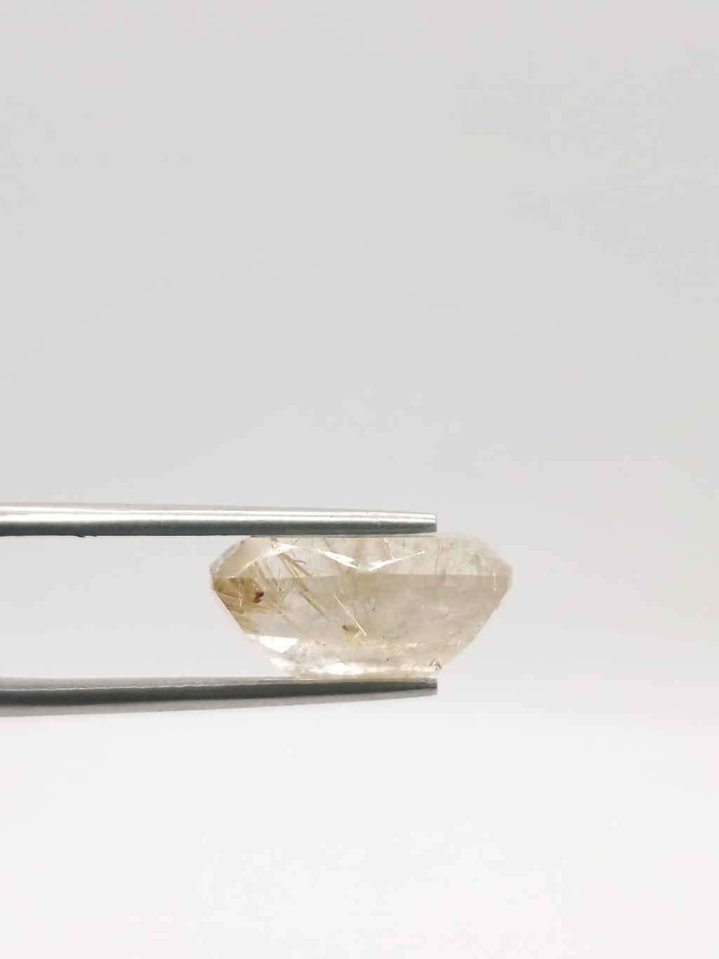 Cuarzo rutilado rectangular de 6.94ct