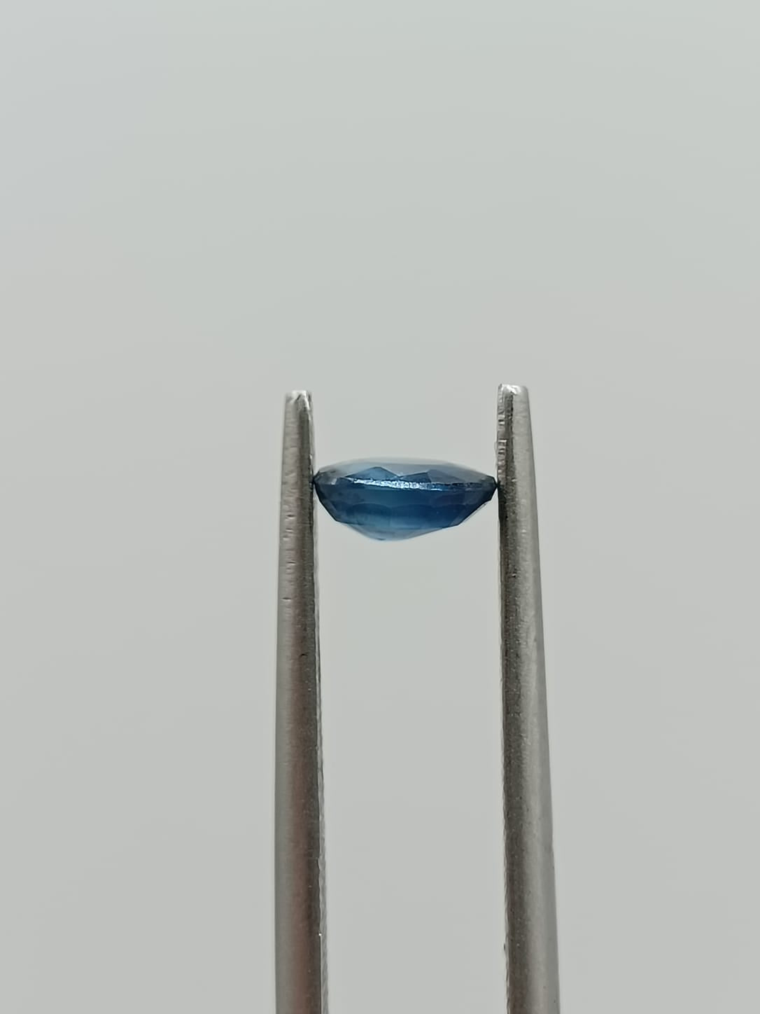 Zafiro ovalado de 0.53ct