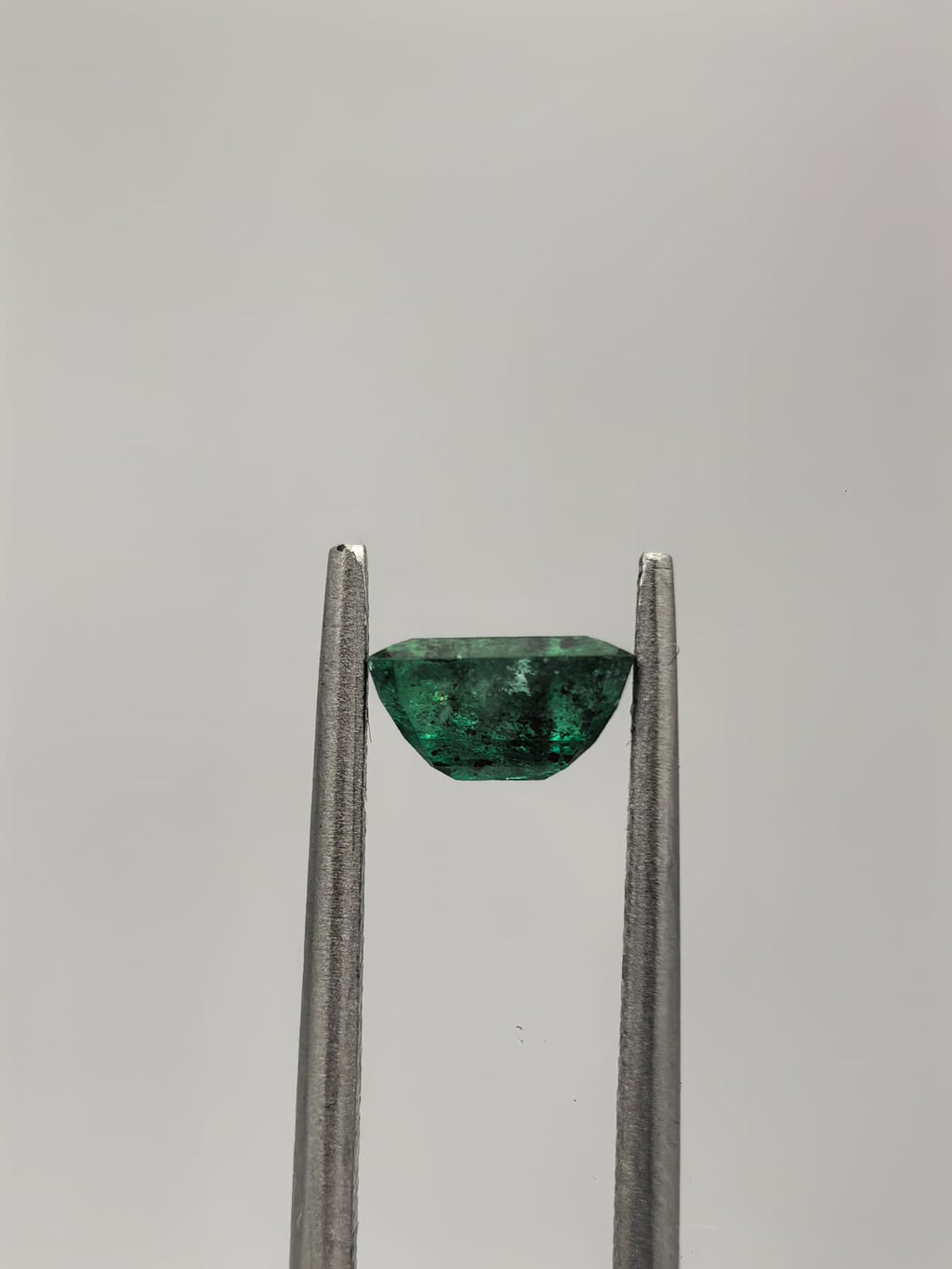 Esmeralda colombiana rectangular de 0.63ct