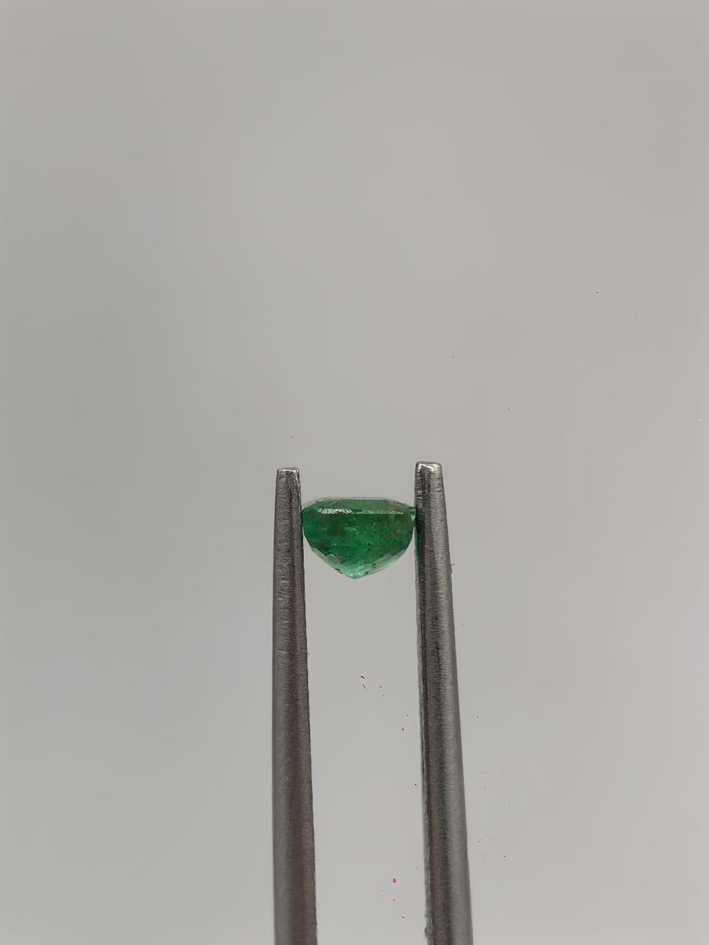 Esmeralda colombiana cuadrada de 0.38ct