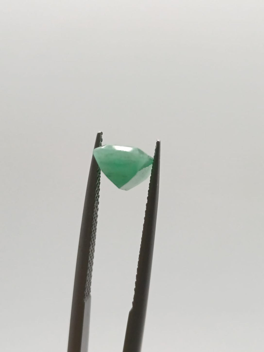 Esmeralda brasileña rectangular de 2.47ct