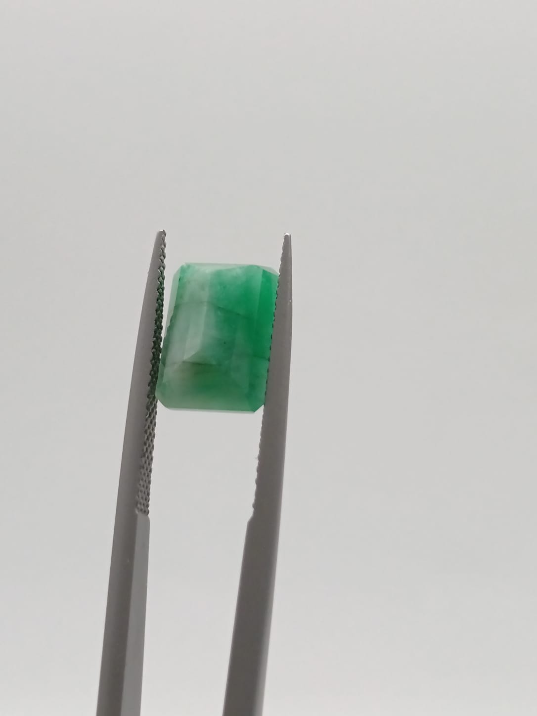 Esmeralda brasileña rectangular de 4.43ct