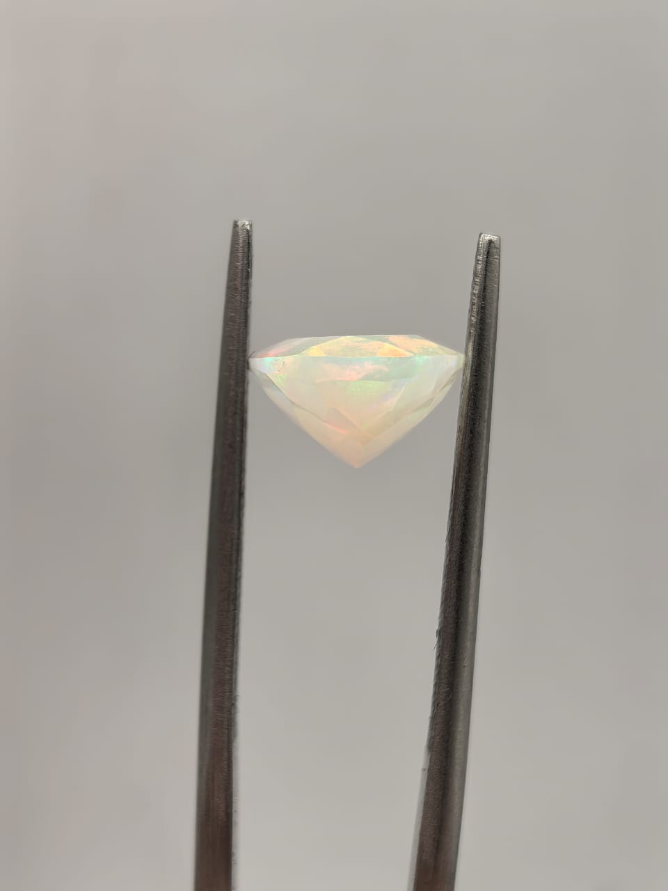 Ópalo ovalado de 2.02ct