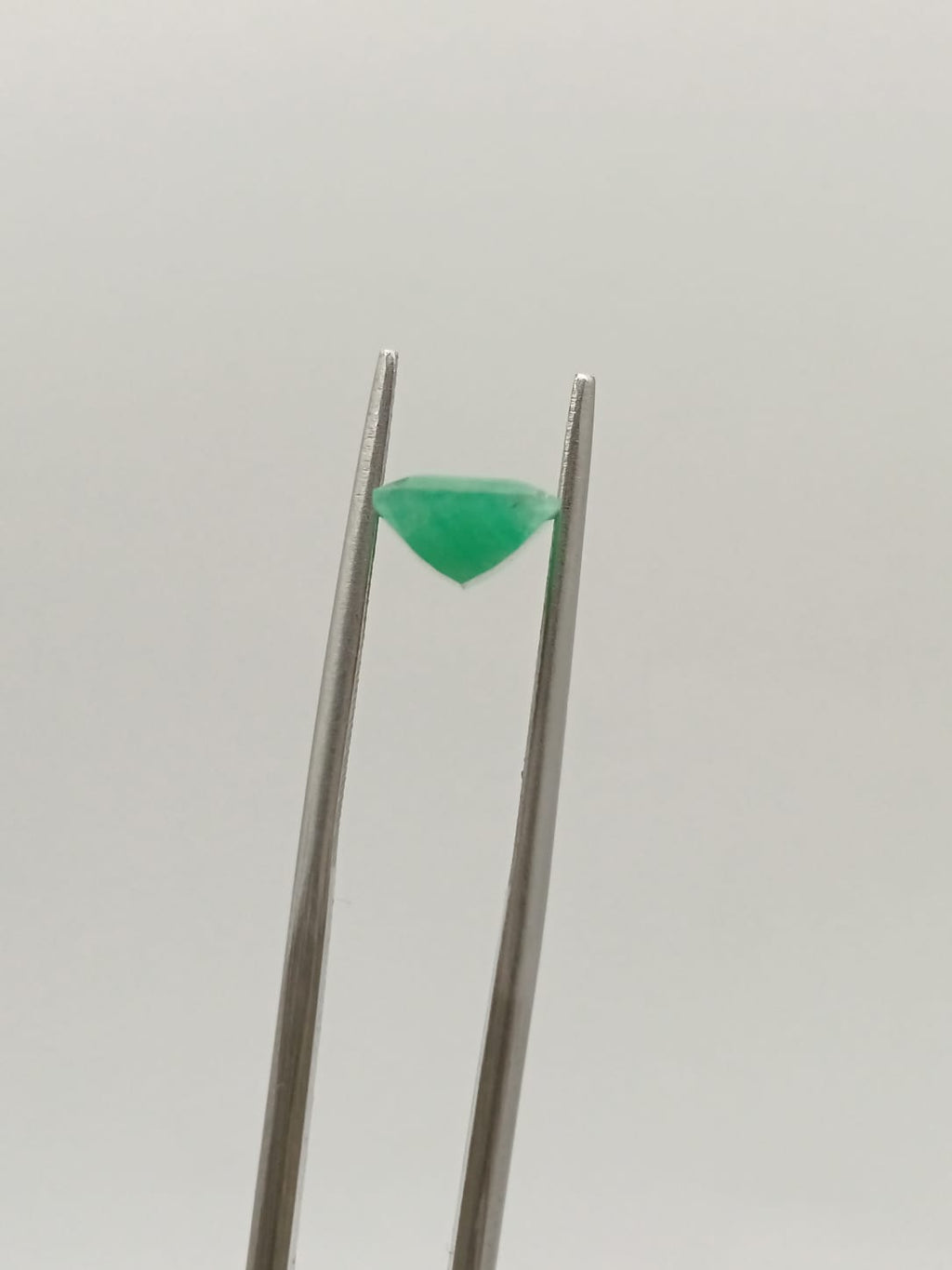 Esmeralda brasileña rectangular de 2.56ct