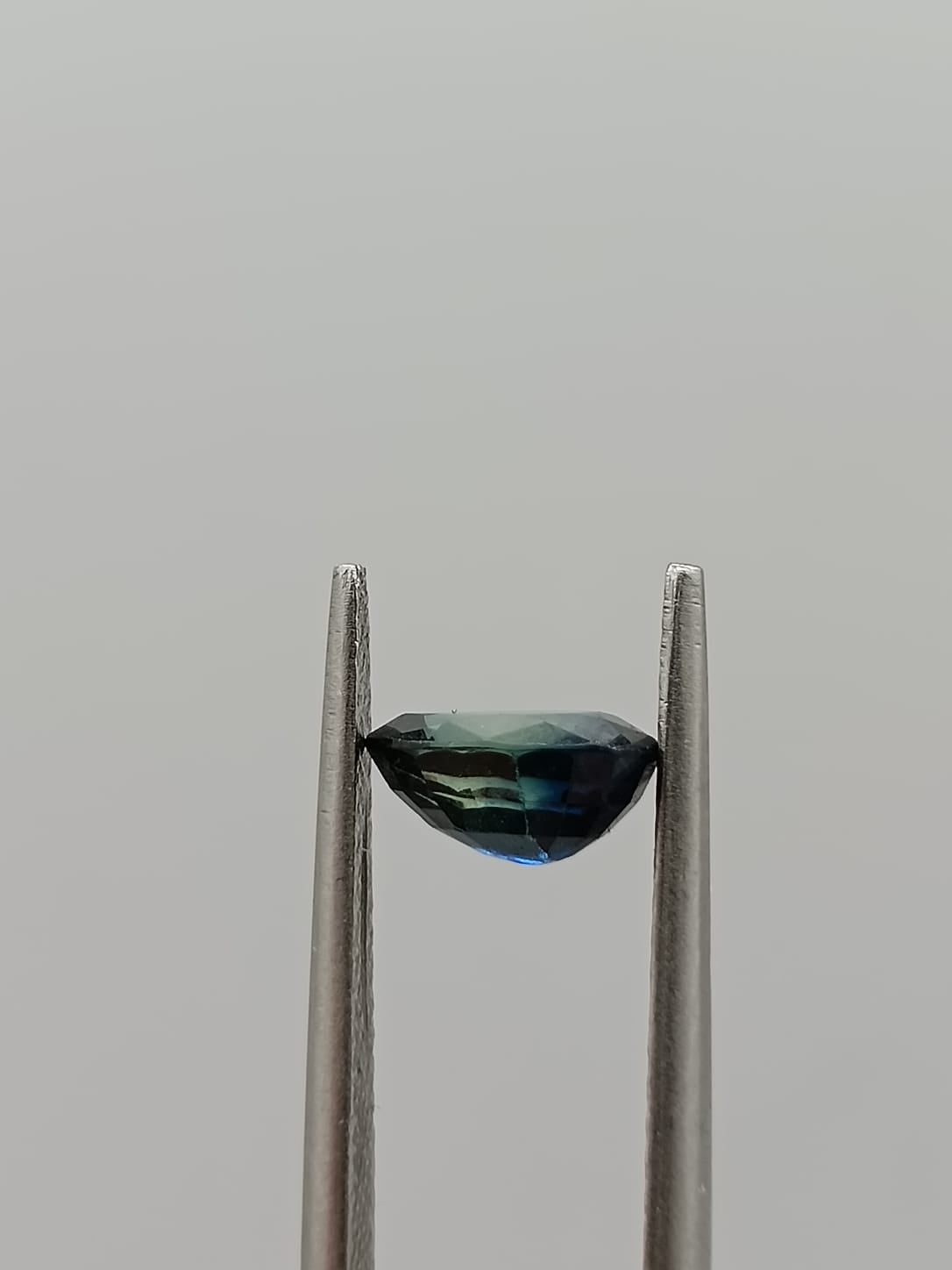 Zafiro forma de gota de 1.16ct