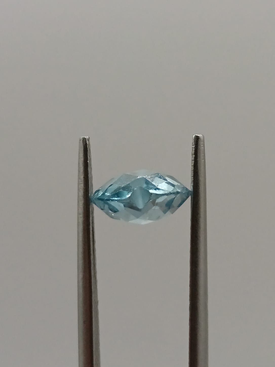 Aguamarina forma de corazón de 1.87ct