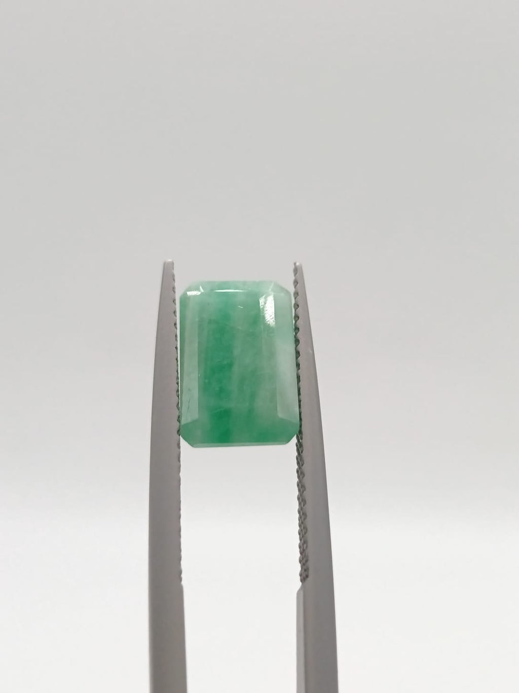 Esmeralda brasileña rectangular de 3.25ct