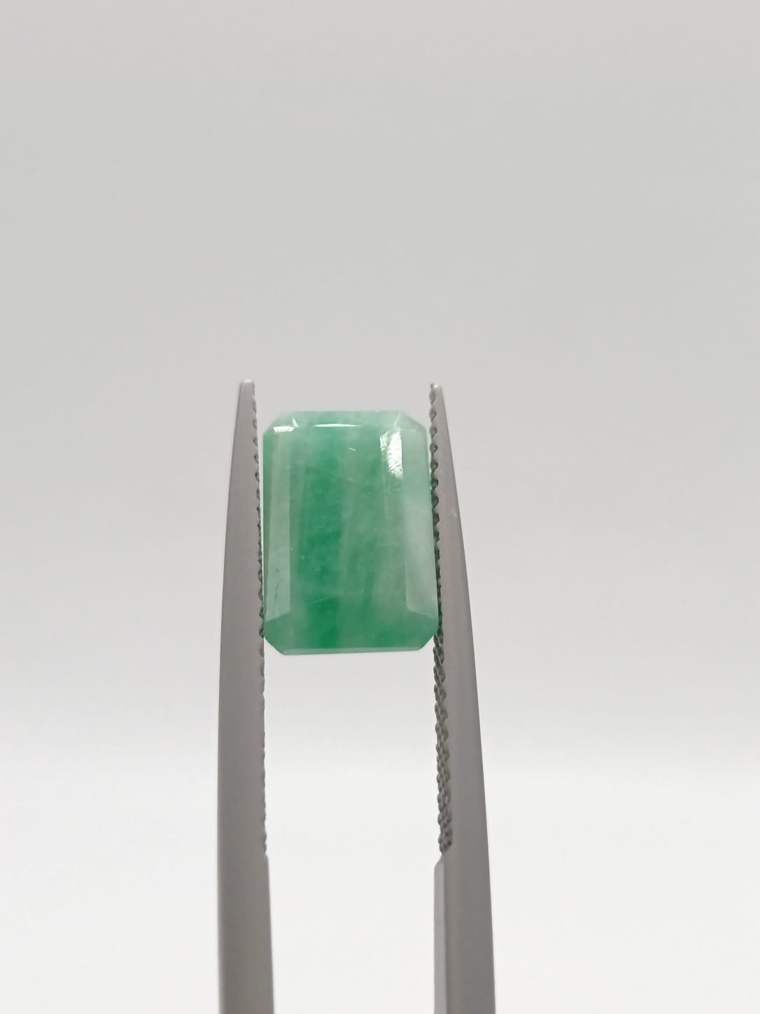 Esmeralda brasileña rectangular de 3.25ct