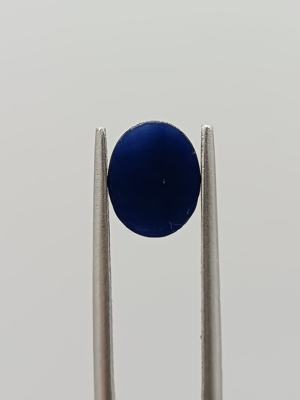 Zafiro ovalado de 1.38ct