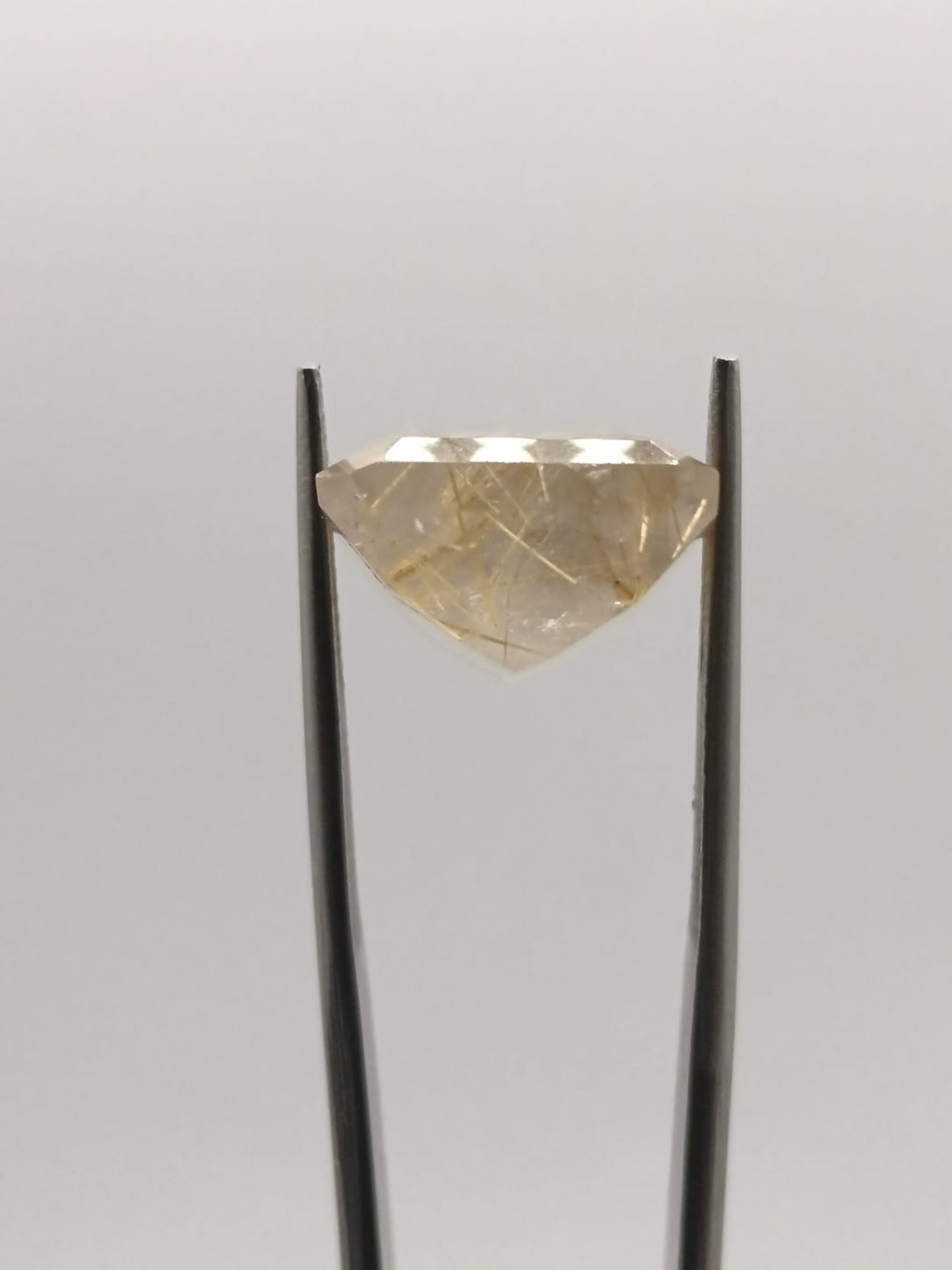 Cuarzo rutilado rectangular de 13.70ct