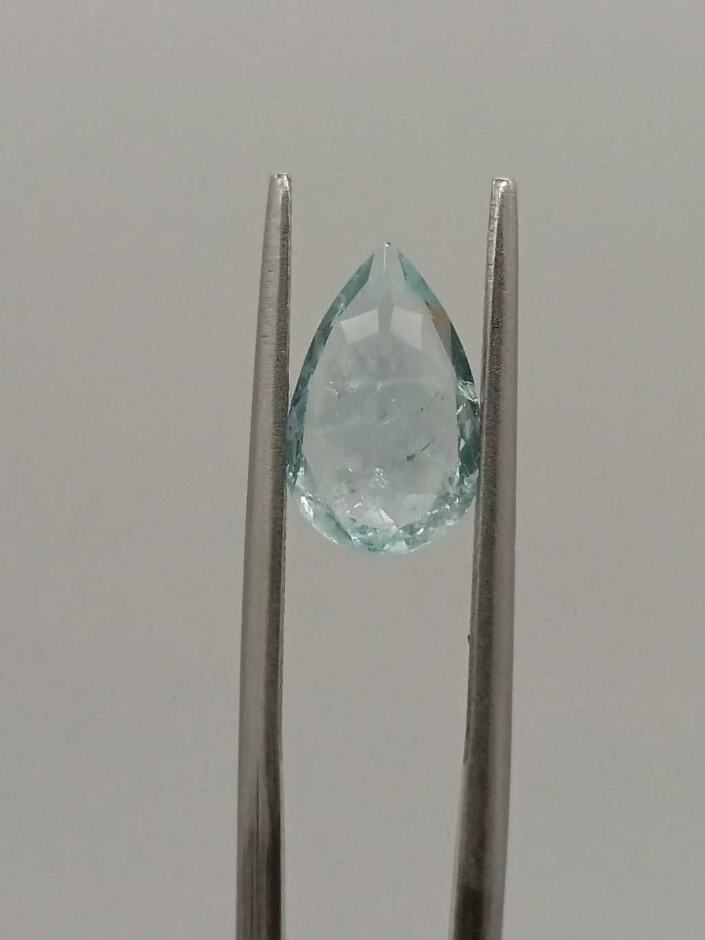 Aguamarina forma de gota de 1.89ct
