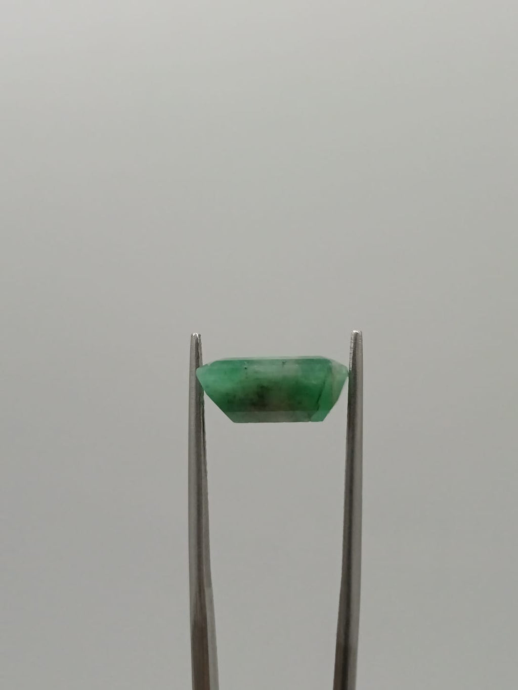 Esmeralda brasileña rectangular de 4.14ct