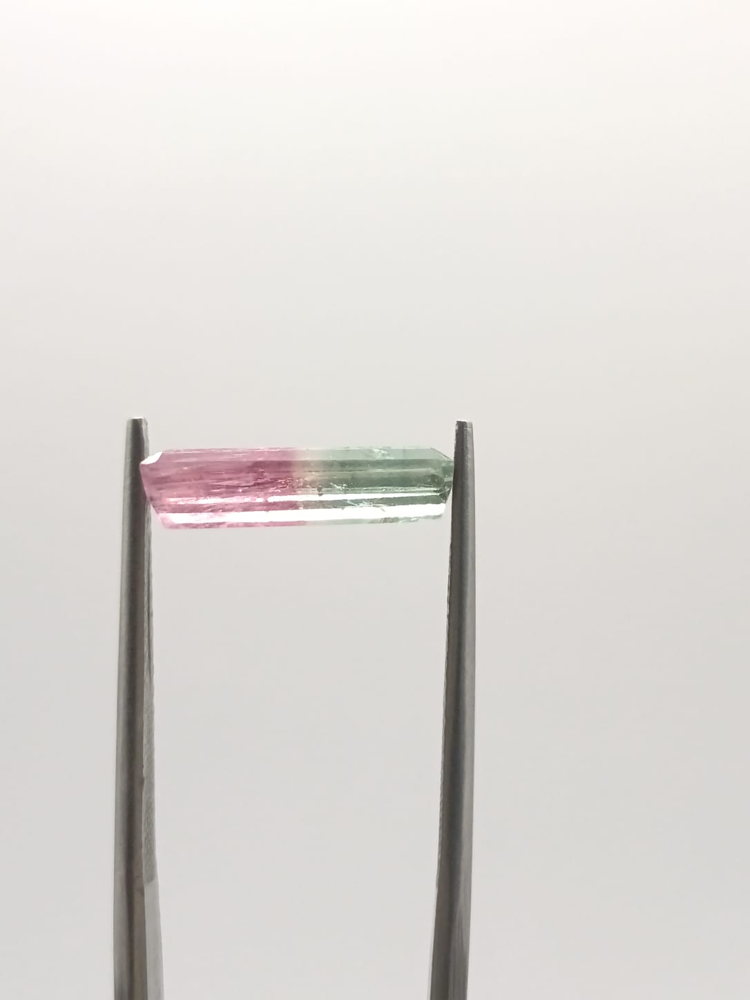 Turmalina sandia rectangular de 2.35ct