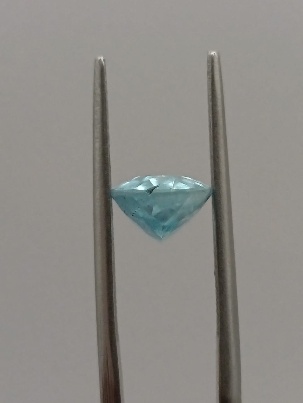 Aguamarina ovalada de 2.28ct