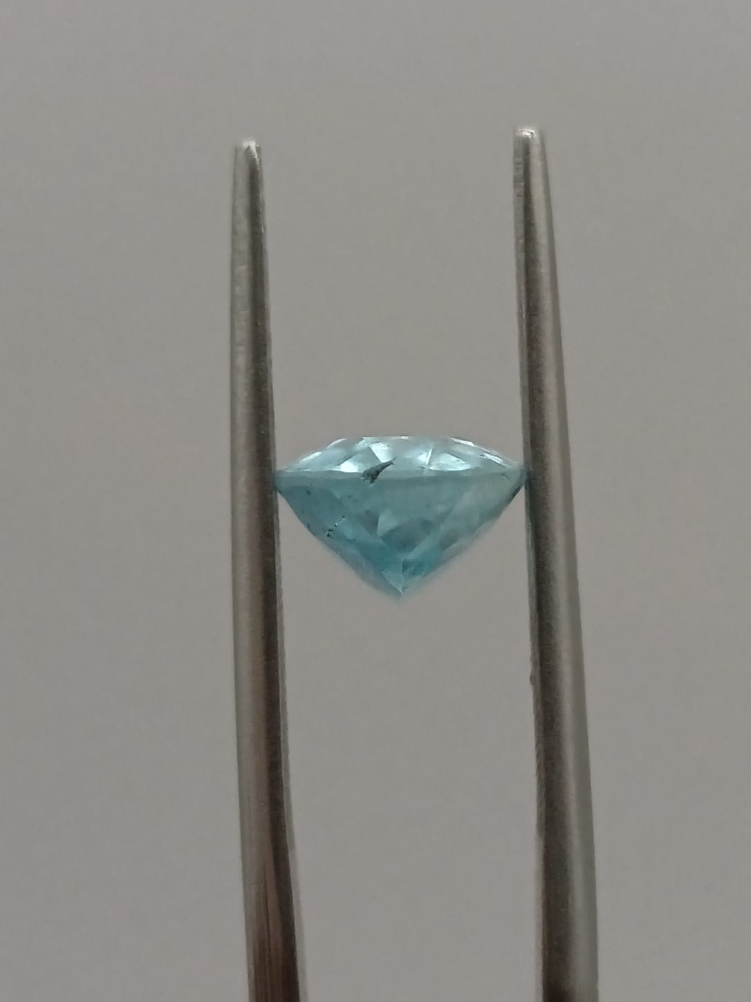 Aguamarina ovalada de 2.28ct