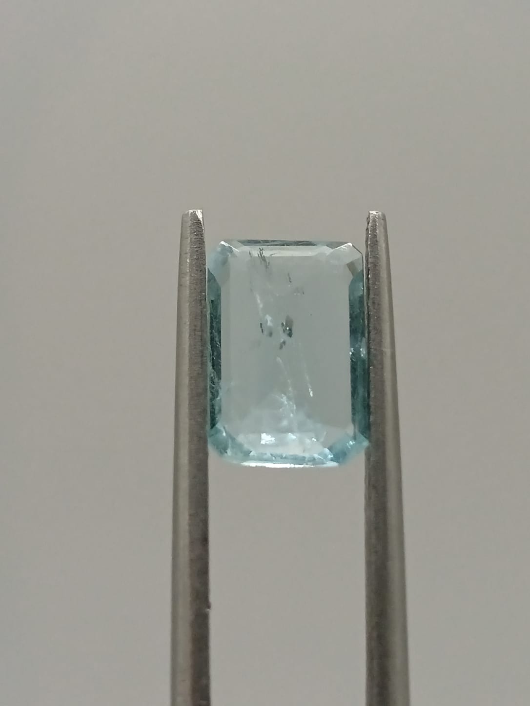 Aguamarina rectangular de 1.75ct