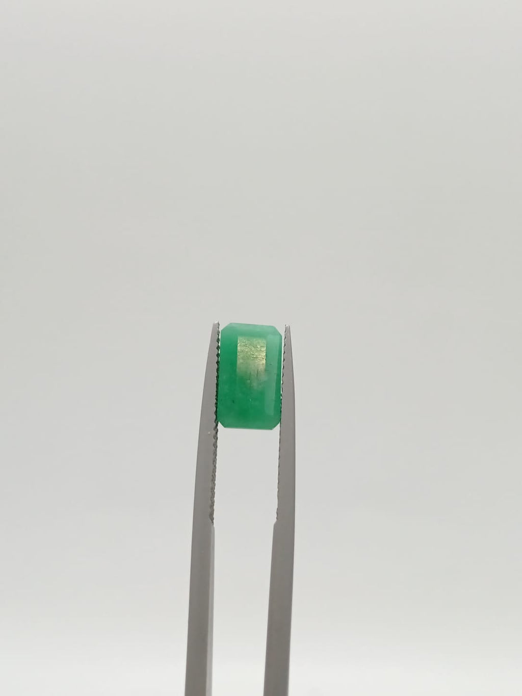 Esmeralda brasileña rectangular de 2.66ct