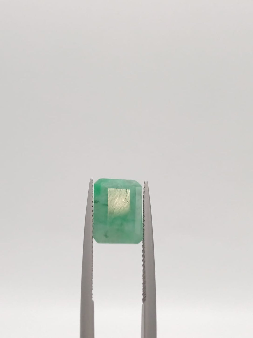 Esmeralda brasileña rectangular de 4.00ct