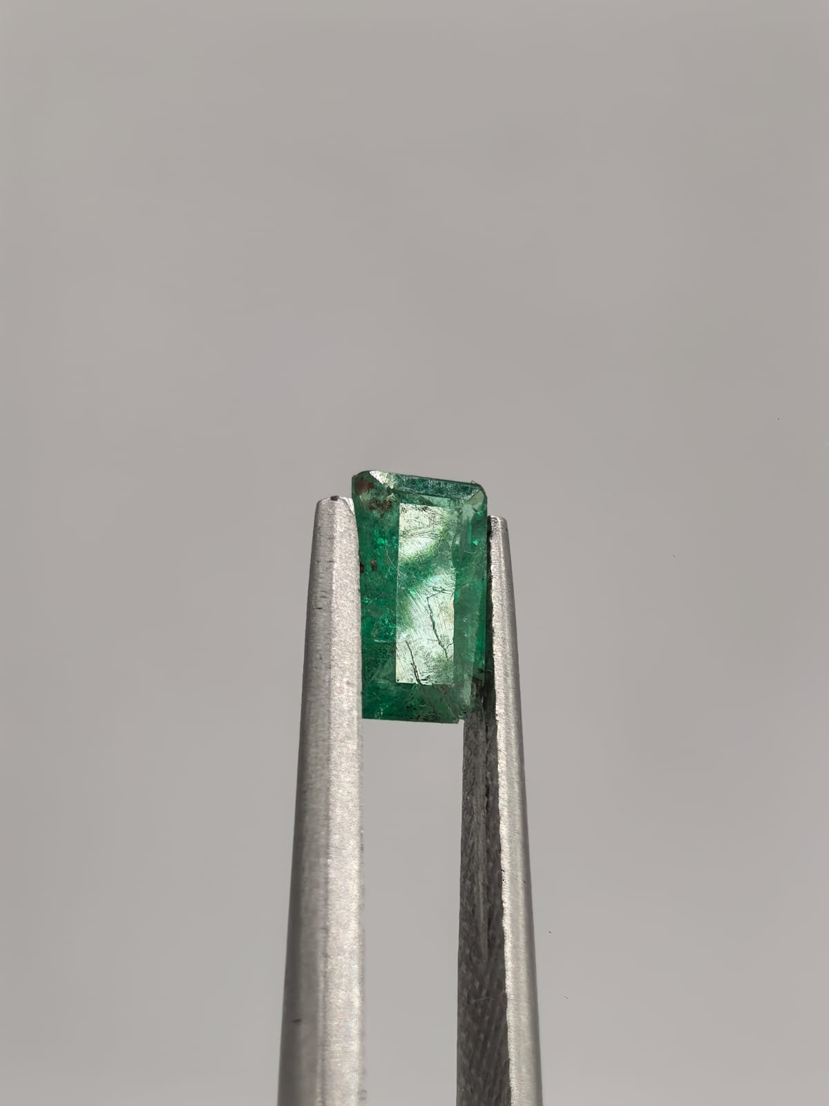 Esmeralda colombiana rectangular de 0.52ct