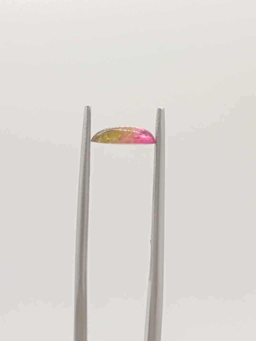 Turmalina sandia forma de gota de 0.68ct