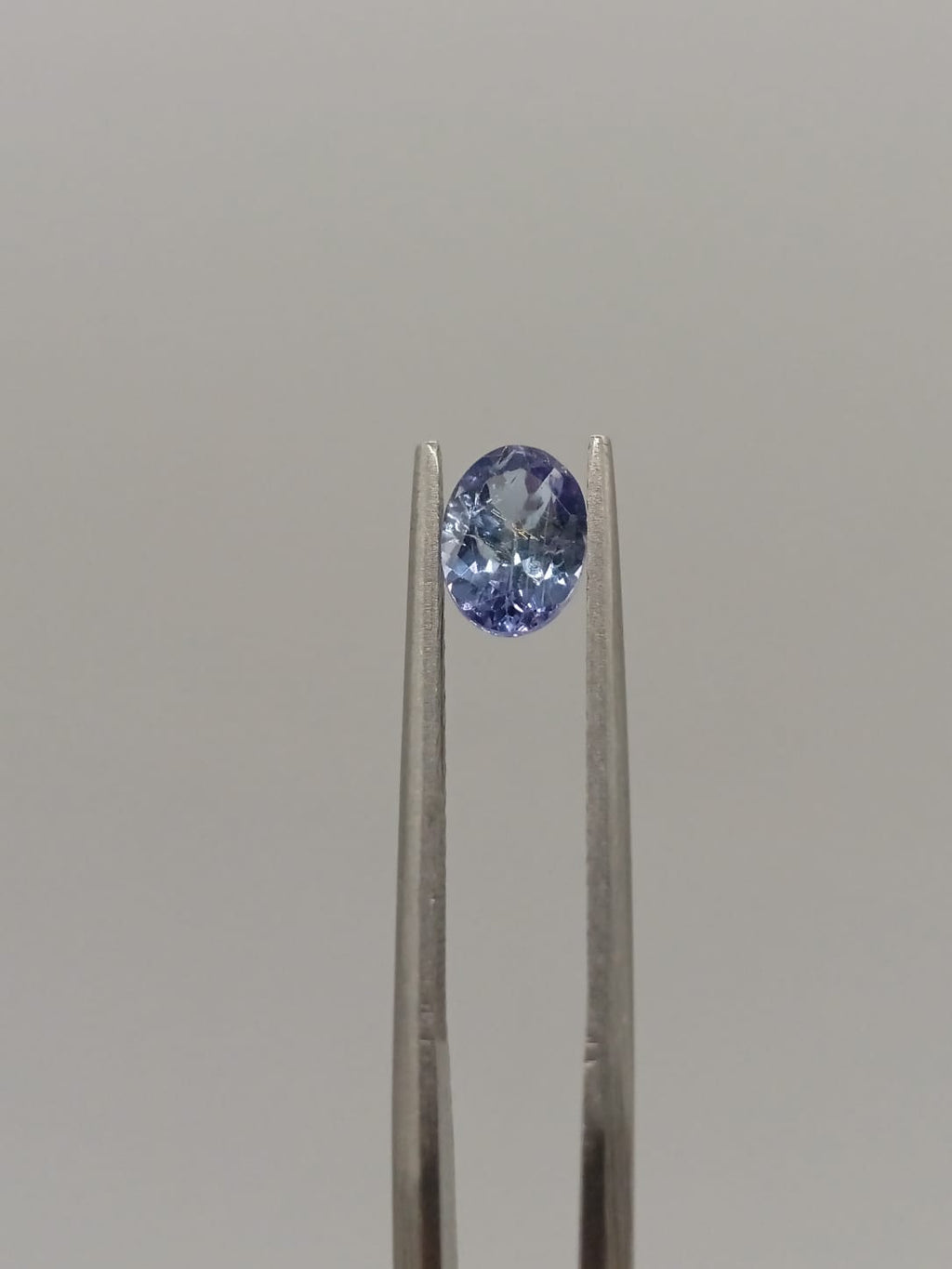 Tanzanita ovalada de 0.86ct