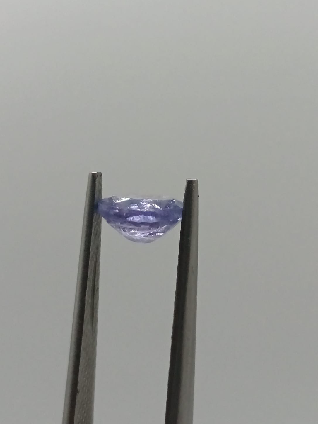 Tanzanita ovalada de 0.91ct
